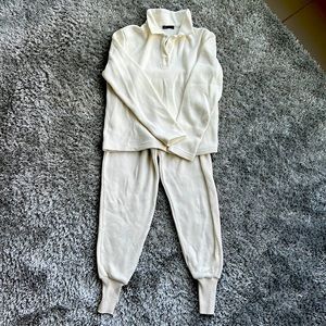 Zara white cozy suit Shirt M size, Pants S size. Could be purchased separately